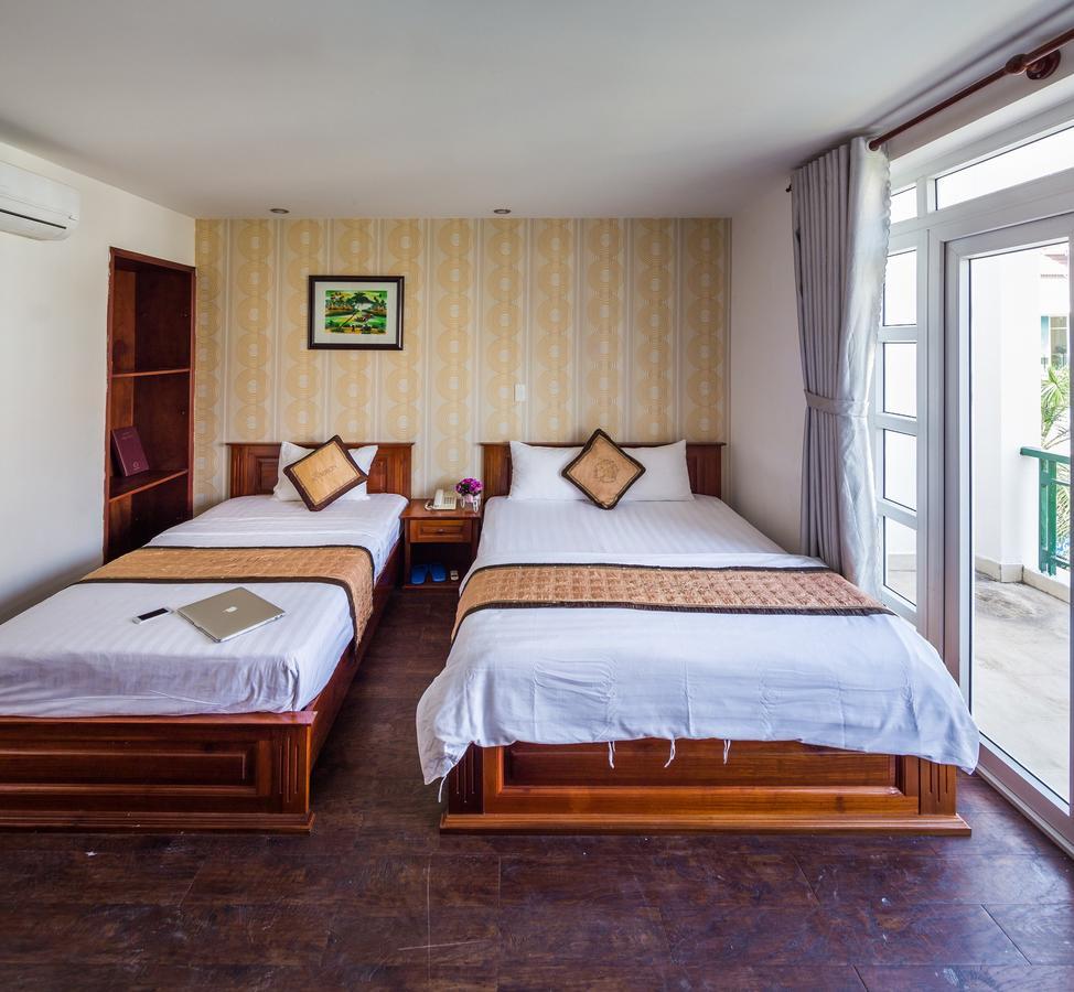 Golf Hotel Хошимин Екстериор снимка